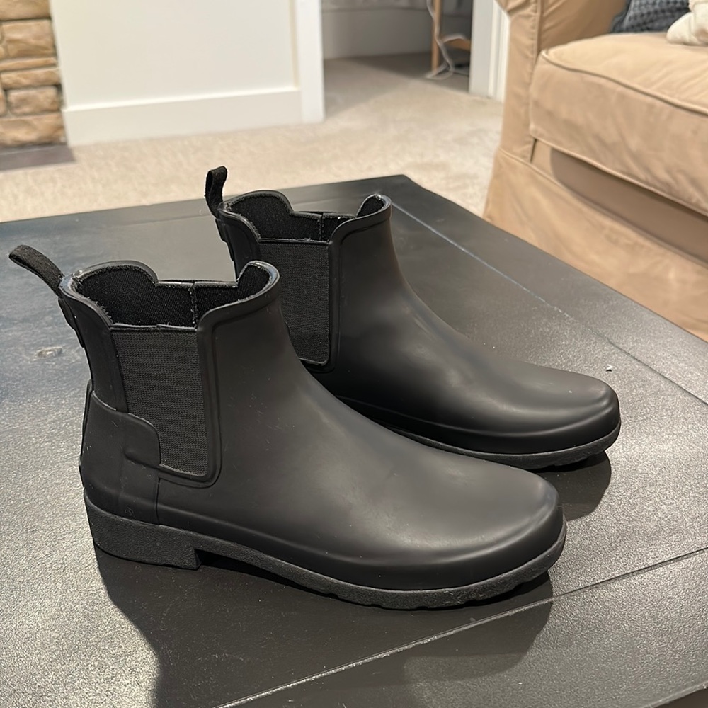 Hunter Chelsea refined boots